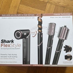 NEW COLOR, NEVER OPENED Shark FlexStyle® Air Styling & Drying System